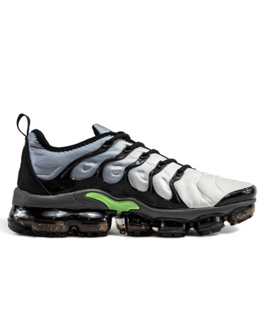Green nike air vapormax plus discount