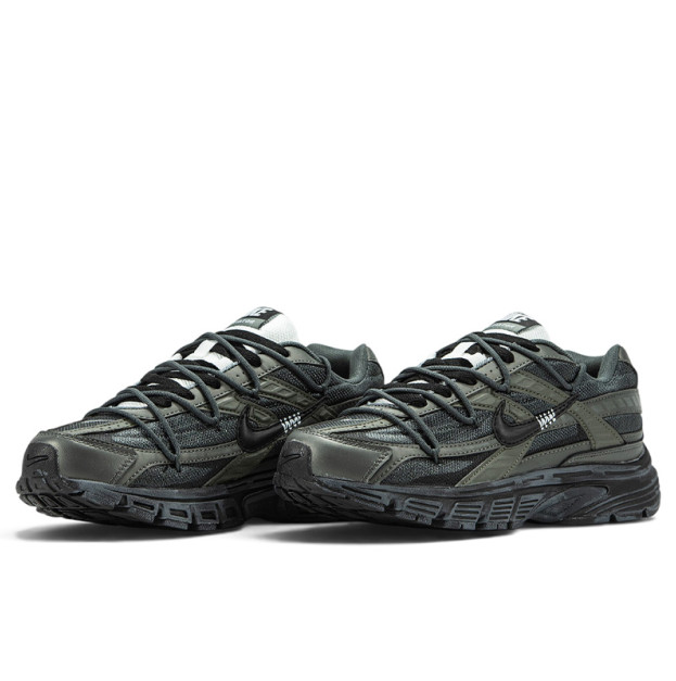Nike Initiator Custom Khaki