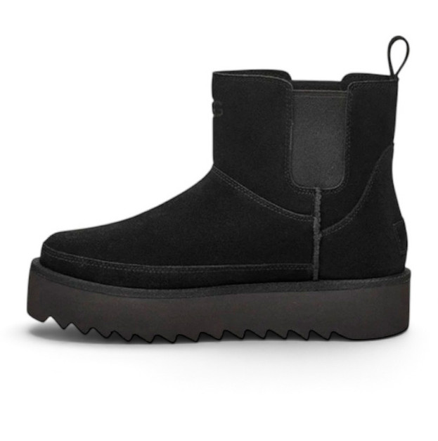 UGG Neumel Chelsea Platform Tractor Black