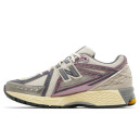 Придбати New Balance 1906R Licorice FKS2354965