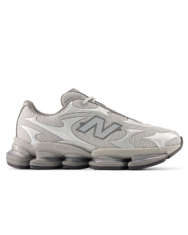 New Balance 2000 Silver Metallic