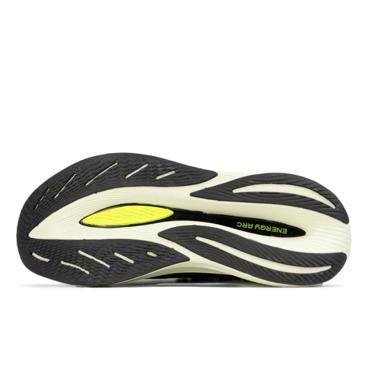 New Balance FuelCell SuperComp Trainer V2 Black Beige Yellow
