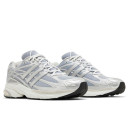 Кросівки Adidas Adistar Cushion Silver Metallic