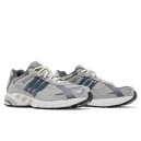 Кросівки Adidas Response CL Metal Grey