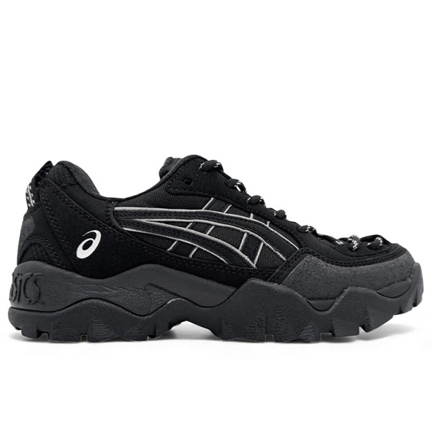 Asics Gel Pickax Triple Black 1203A746-001