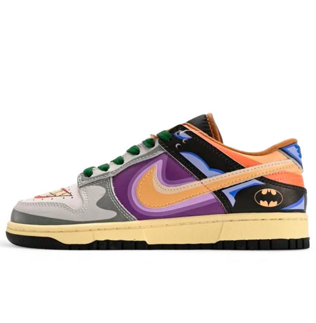 Nike SB Dunk Low Batman x Joker