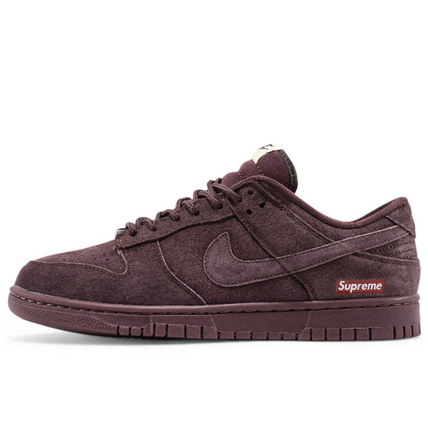 Nike SB Dunk Low x Supreme Brown