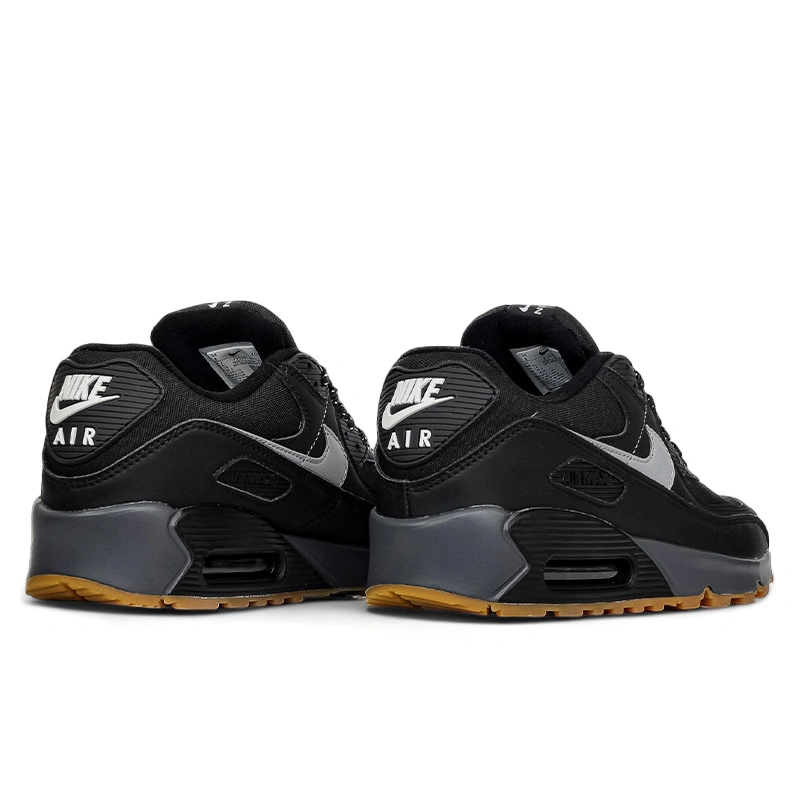 Nike air black gum hotsell
