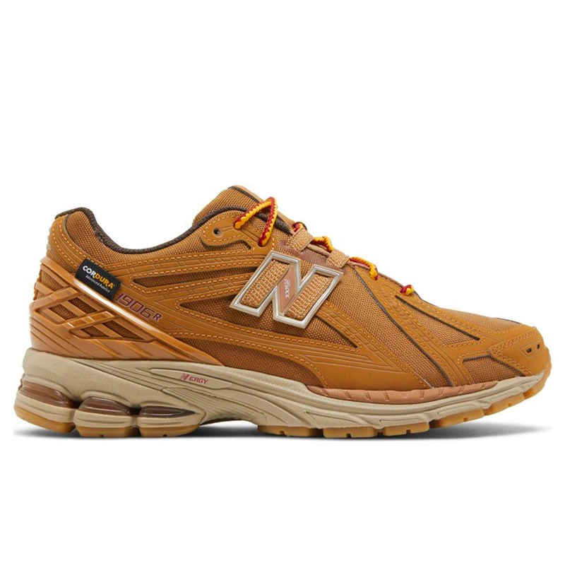 New Balance 1906R Cordura Pouch Vintage Wheat M1906ROB FKS2351508 Footers