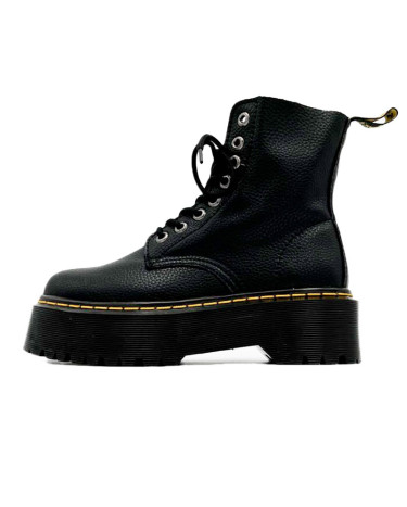 Dr. Martens Jadon Smooth Leather Boots Black Winter С МЕХОМ