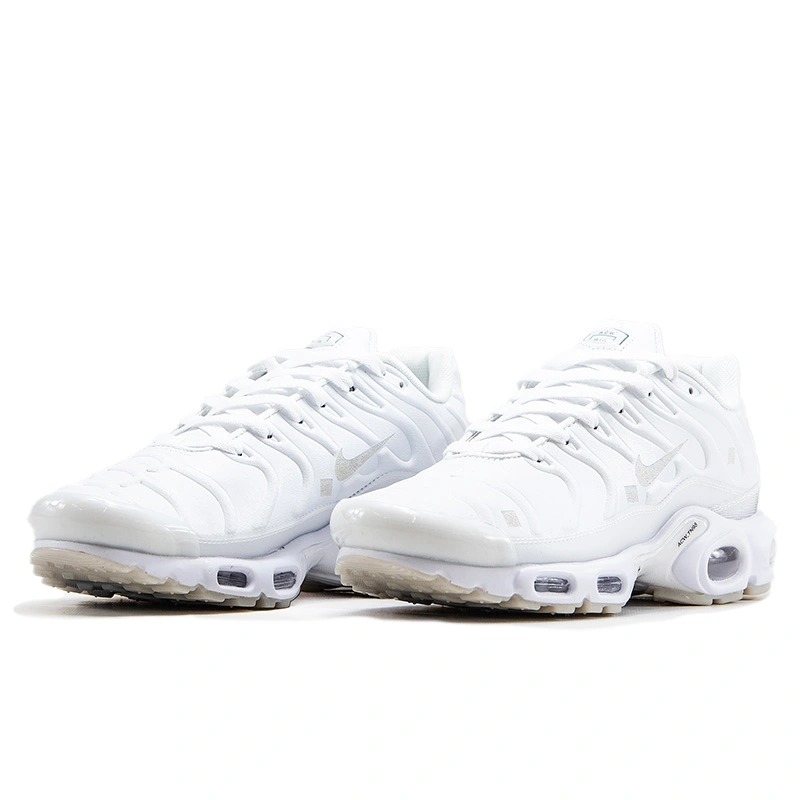 Tn all white outlet