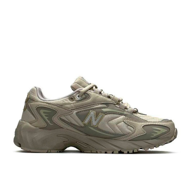 New Balance 725 Beige