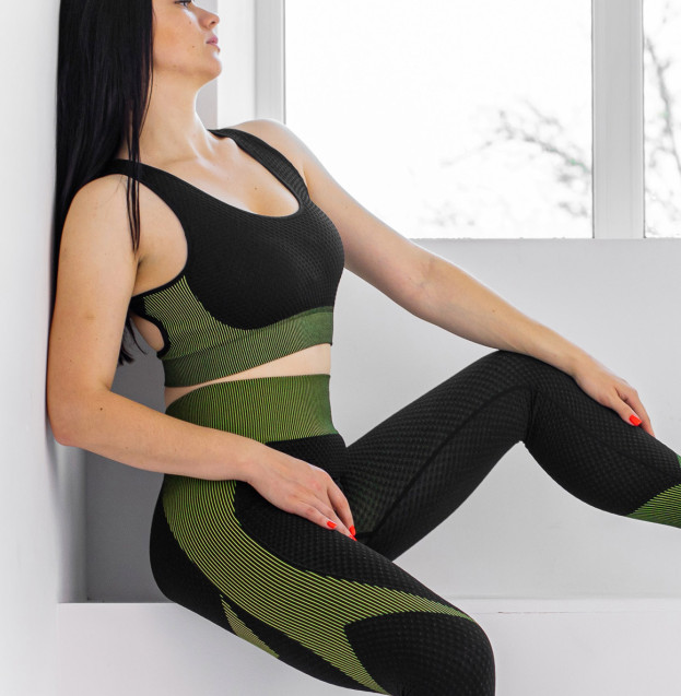 Топ Спортивний Чорно Зелений з Візерунком