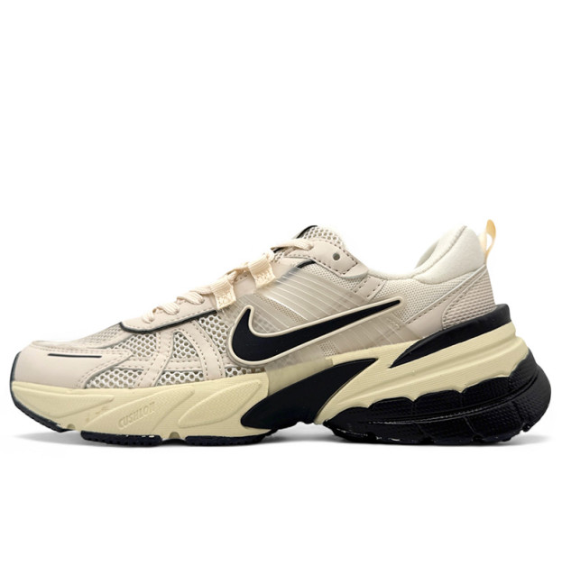 Nike V2K Runtekk Beige Black