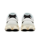 Оригінал New Balance 9060 White Black
