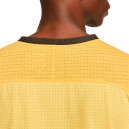 Придбати Футболка тренувальна Nike NK DF SOLAR CHASE SS TOP FKS2352028