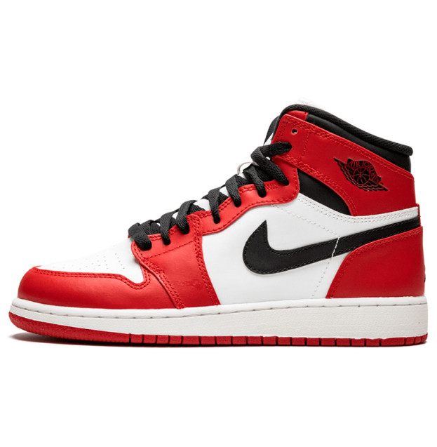 Jordan 1 Retro High OG Chicago 555088-101