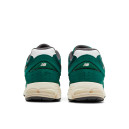 Оригінал New Balance 2002R Nightwatch Green