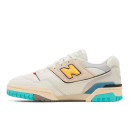 Придбати New Balance 550 White Surf FKS57249