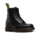 Черевики Dr. Martens 1460 Smooth Leather Lace Up Boots