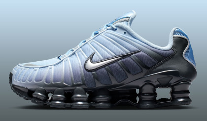 Крижаний тон «Light Armory Blue» тепер з’являється на культовій моделі Nike Shox TL, додаючи їй свіжості та сучасного вигляду